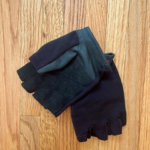 Beace Black Weight Lifting Gloves Size Large‎ New Without Tags - Picture 2 of 2